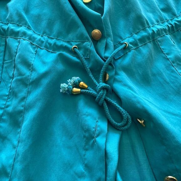 Lovely Anorak by UNIQ - Picture 2 of 4